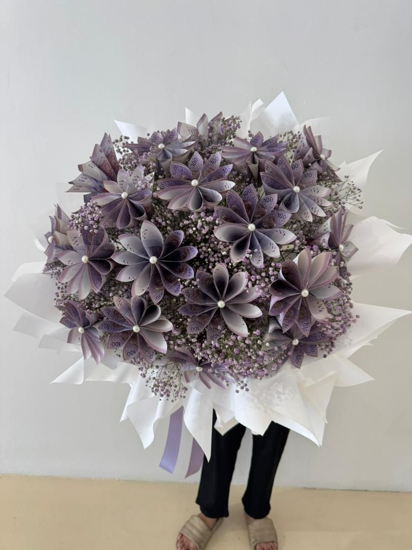 Royal Bloom of Wealth · 紫耀有钱花