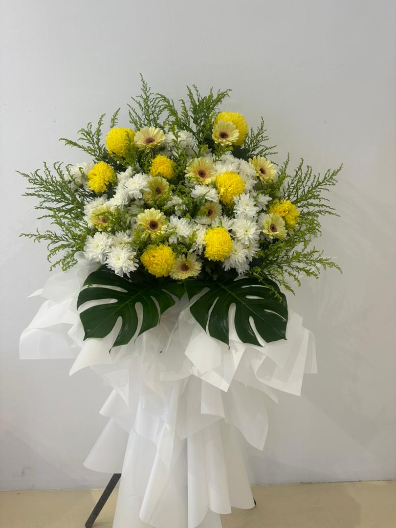 Gentle Remembrance Stand · 温雅追思花架