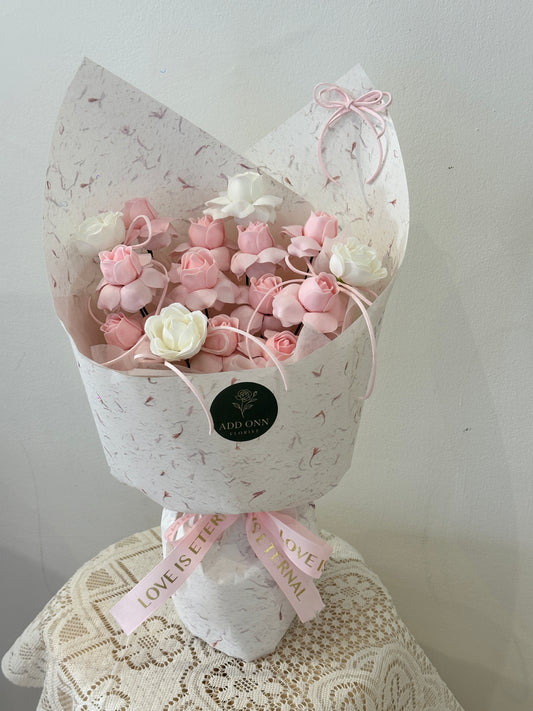 Sweet Blush Mini · 奶油粉迷你香皂花