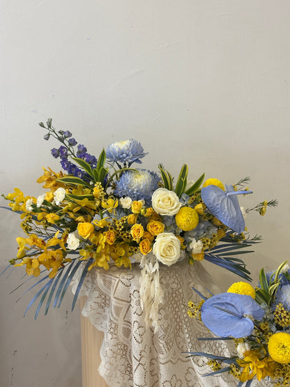 Elegant Table Styling · 高级会议桌花设计