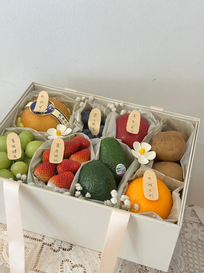 Premium Fruit Gift Box · 精选水果礼盒