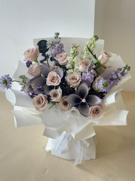 Blushing Fortune · 暖韵富贵