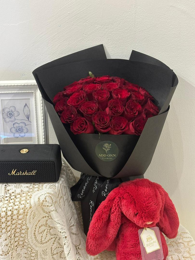 Velvet Passion · 红影热恋