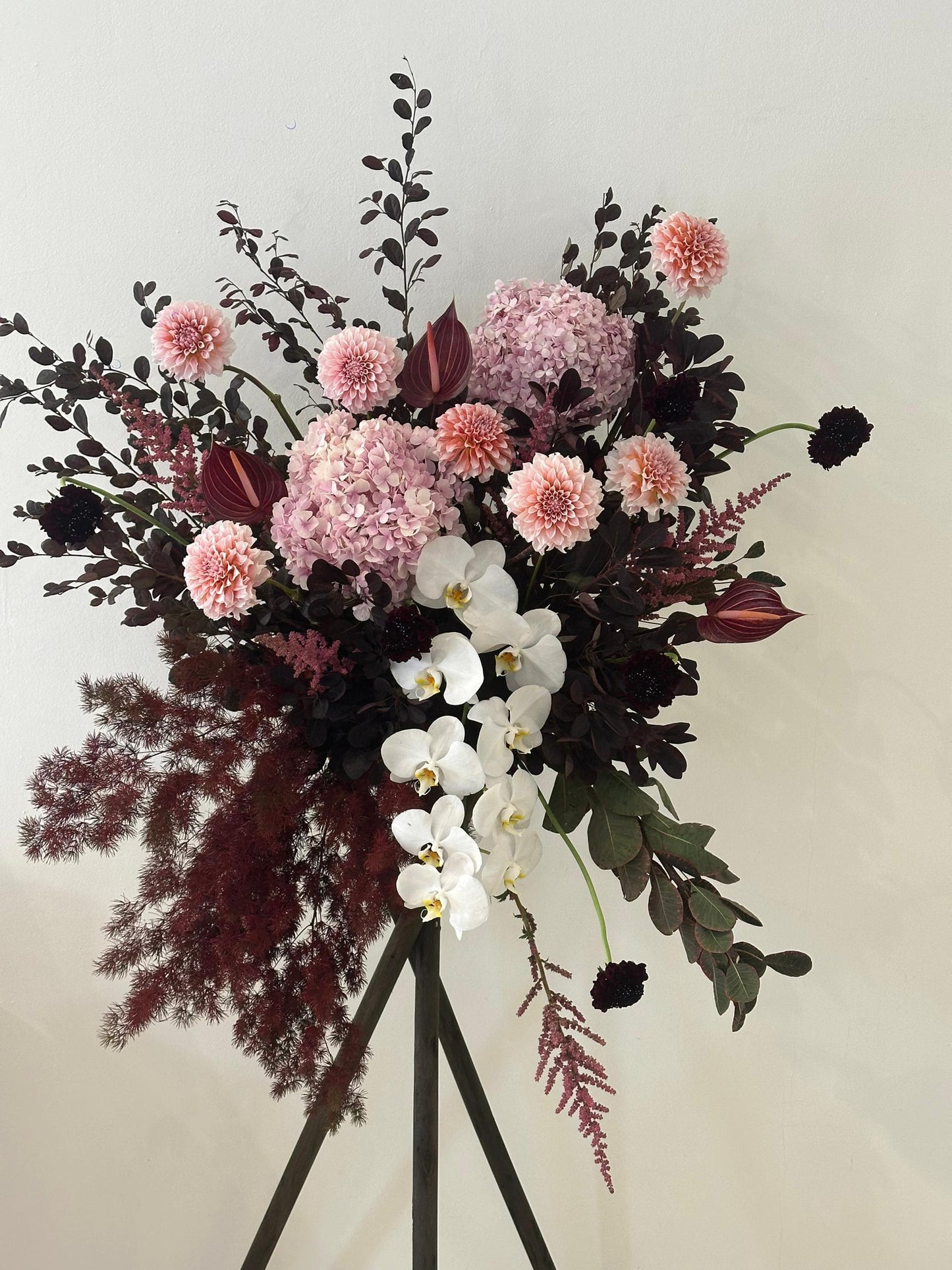 Twilight Bloom · 暮影绽香