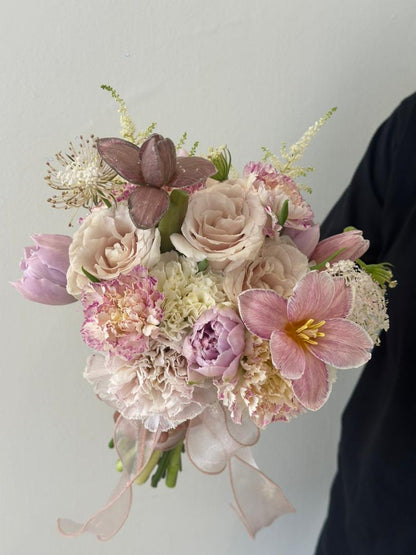 Blush Serenity · 幽绯柔绽