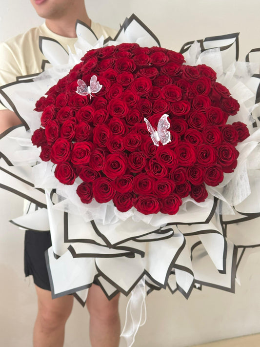 玫语长恒 · Forever Rose Symphony