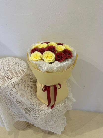 甜心双色 · Dual Charm Bouquet