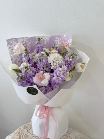 Lavender Garden Whisper · 紫韵花园花束