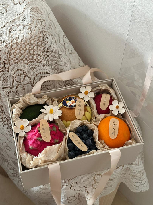 Premium Fruit Gift Box · 精选水果礼盒