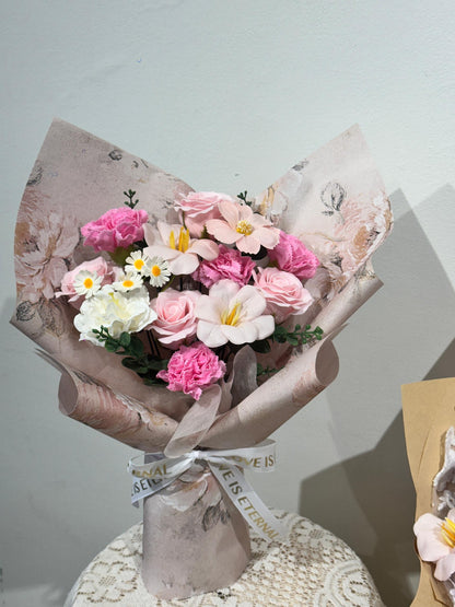 Petal Poem Bouquet · 花语诗集花束