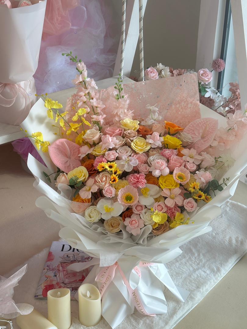 Pastel Romance Bloom · 奶油甜梦香皂花束