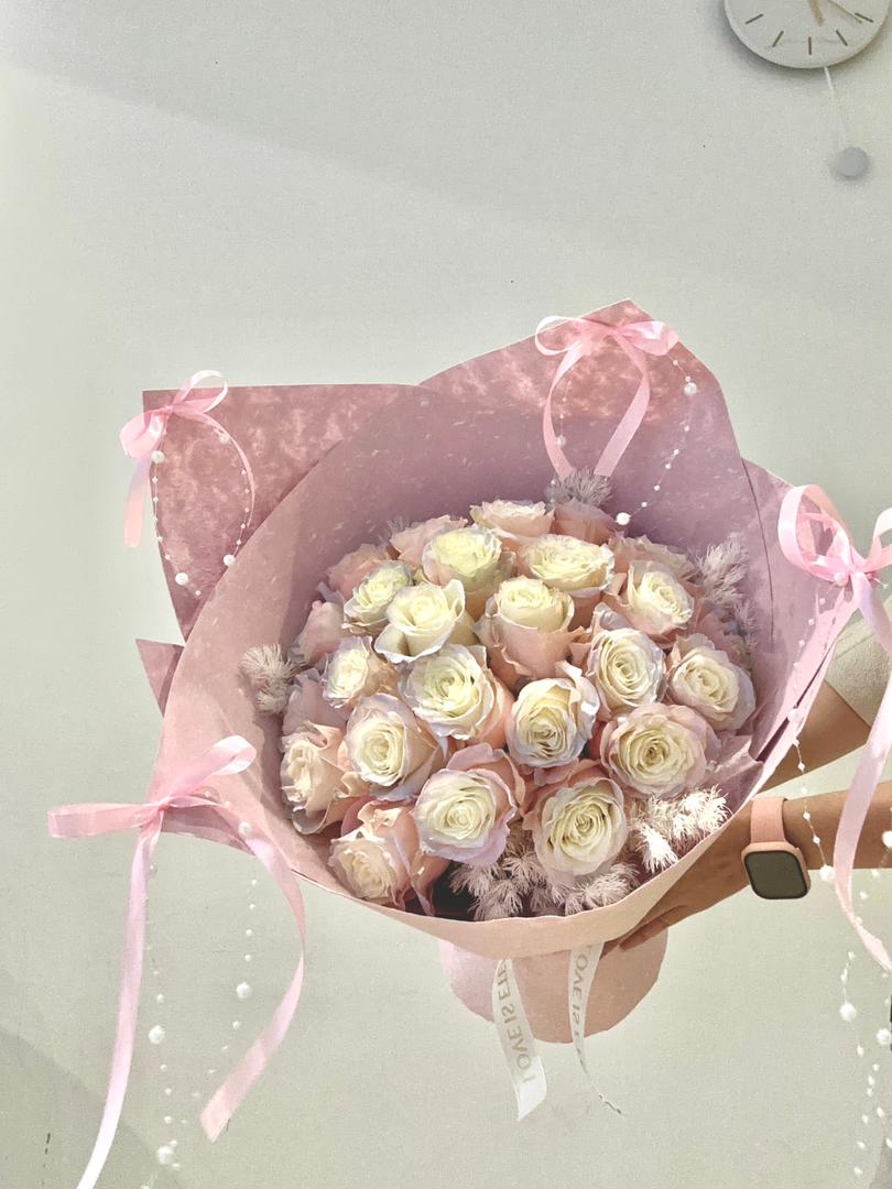 Blushing Love Bouquet｜粉雾之爱花束