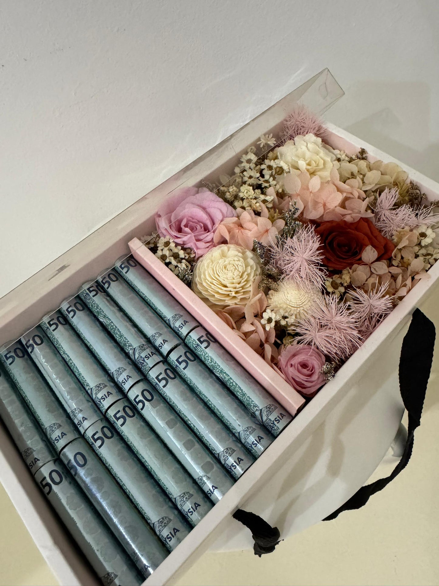 Grace of Wealth · 优雅盈富