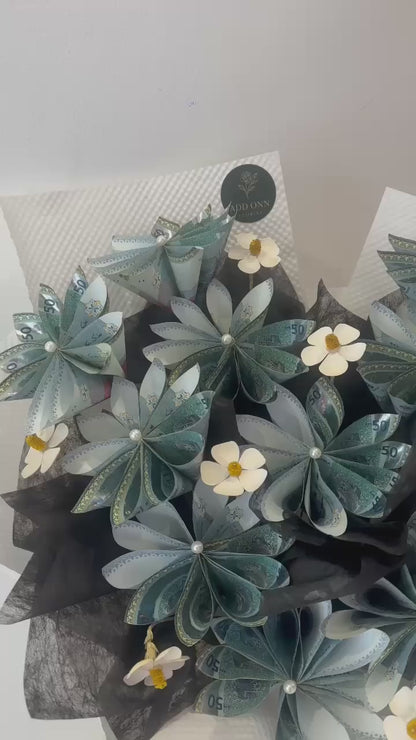 Emerald Prosperity Bouquet · 富贵臻藏现金花束