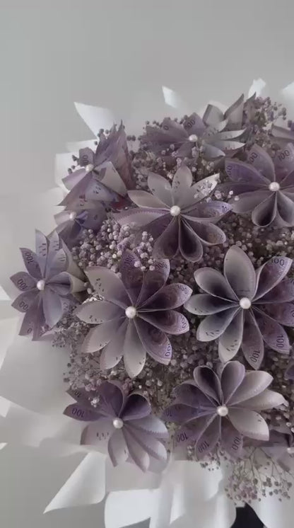 Royal Bloom of Wealth · 紫耀有钱花