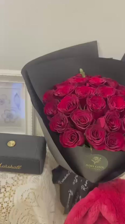 Velvet Passion · 红影热恋