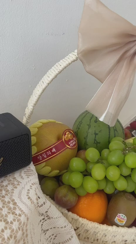 Natural Harvest Basket · 自然臻选鲜果礼篮