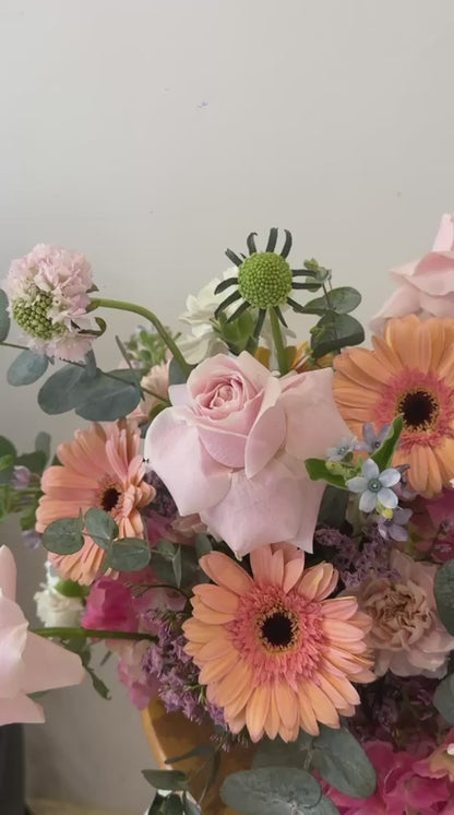 Blush Garden Table Arrangement · 粉韵花园桌花