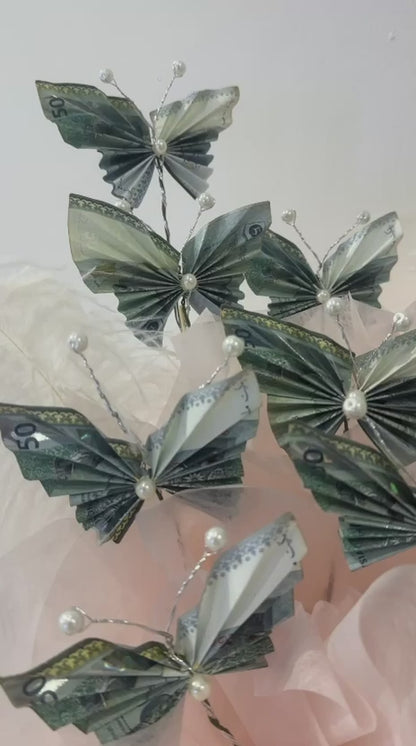 Emerald Flutter · 翡翠蝶语钞票花束